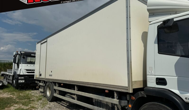 CASSONE E PEDANA POSTERIORE VERTICALE PER IVECO EUROCARGO pieno