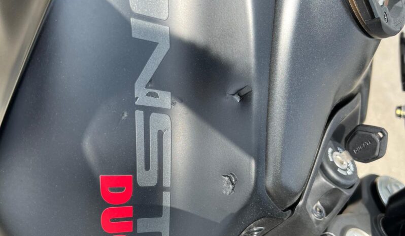 MOTO DUCATI MONSTER 937 2023 PARI AL NUOVO pieno