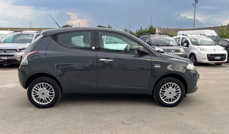 Lancia Ypsilon ECO CHIC 900 CC. X NEO PATENTATI BENZINA/ METANO  [RIF: 4625] pieno