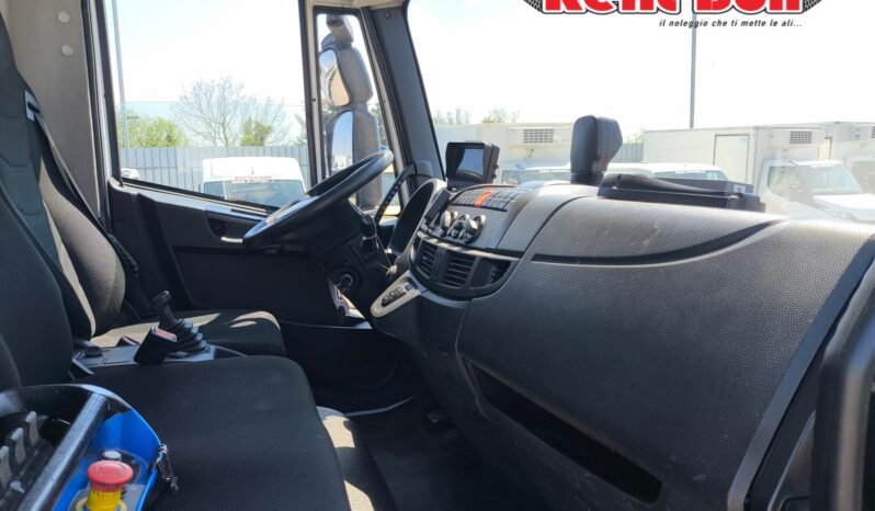 IVECO EUROCARGO 190EL28P CASSONE CON GRU FASSI [RIF: 2126] pieno
