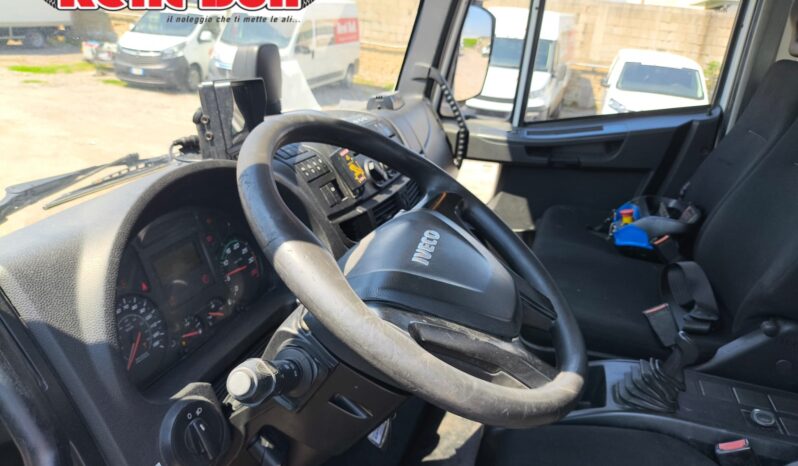 IVECO EUROCARGO 190EL28P CASSONE CON GRU FASSI [RIF: 2126] pieno