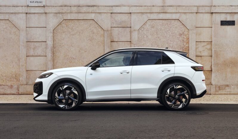 Volkswagen T-Roc pieno